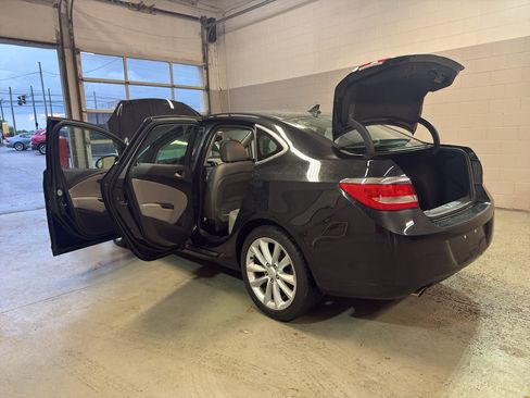 Used 2014 Buick Verano FWD image 10