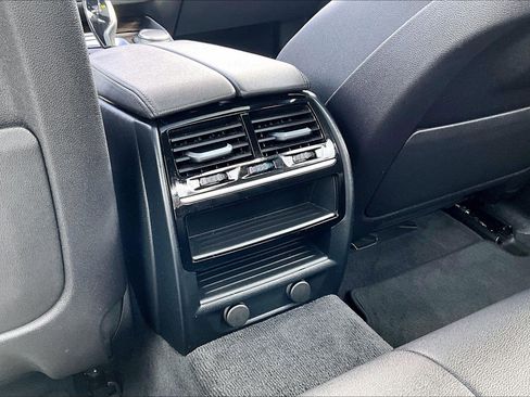 Used 2019 BMW 530i xDrive w/ Convenience Package image 33