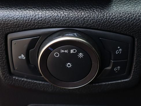 Used 2019 Ford F150 Raptor w/ Equipment Group 802A Luxury image 22