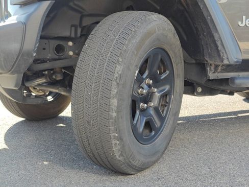 Used 2020 Jeep Wrangler Sport image 30