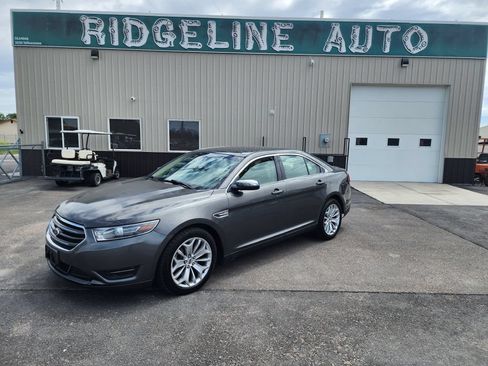 Used 2016 Ford Taurus Limited FWD image 1