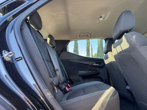 Used 2022 Chevrolet Bolt EUV LT image 18