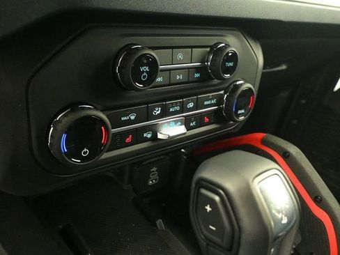 New 2026 Ford Bronco Heritage Edition AWD/4WD image 17