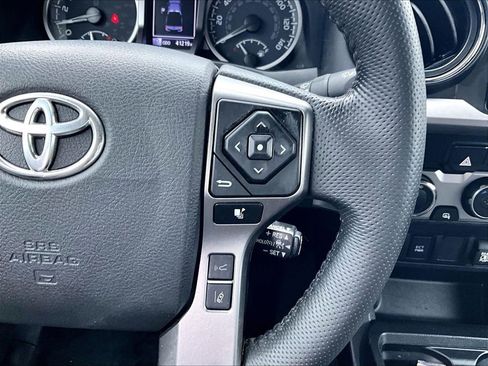 Used 2023 Toyota Tacoma SR5 AWD/4WD image 24