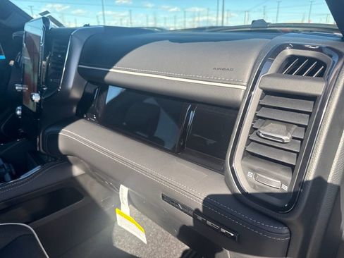 New 2026 RAM 1500 Limited AWD/4WD image 36