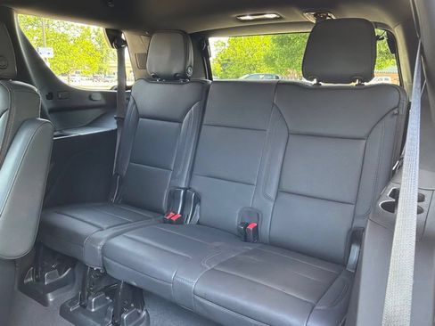 Used 2023 Chevrolet Tahoe High Country w/ Advanced Technology Package AWD/4WD image 24