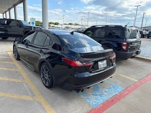 Used 2025 Toyota Camry SE w/ Multimedia Upgrade Package FWD image 6