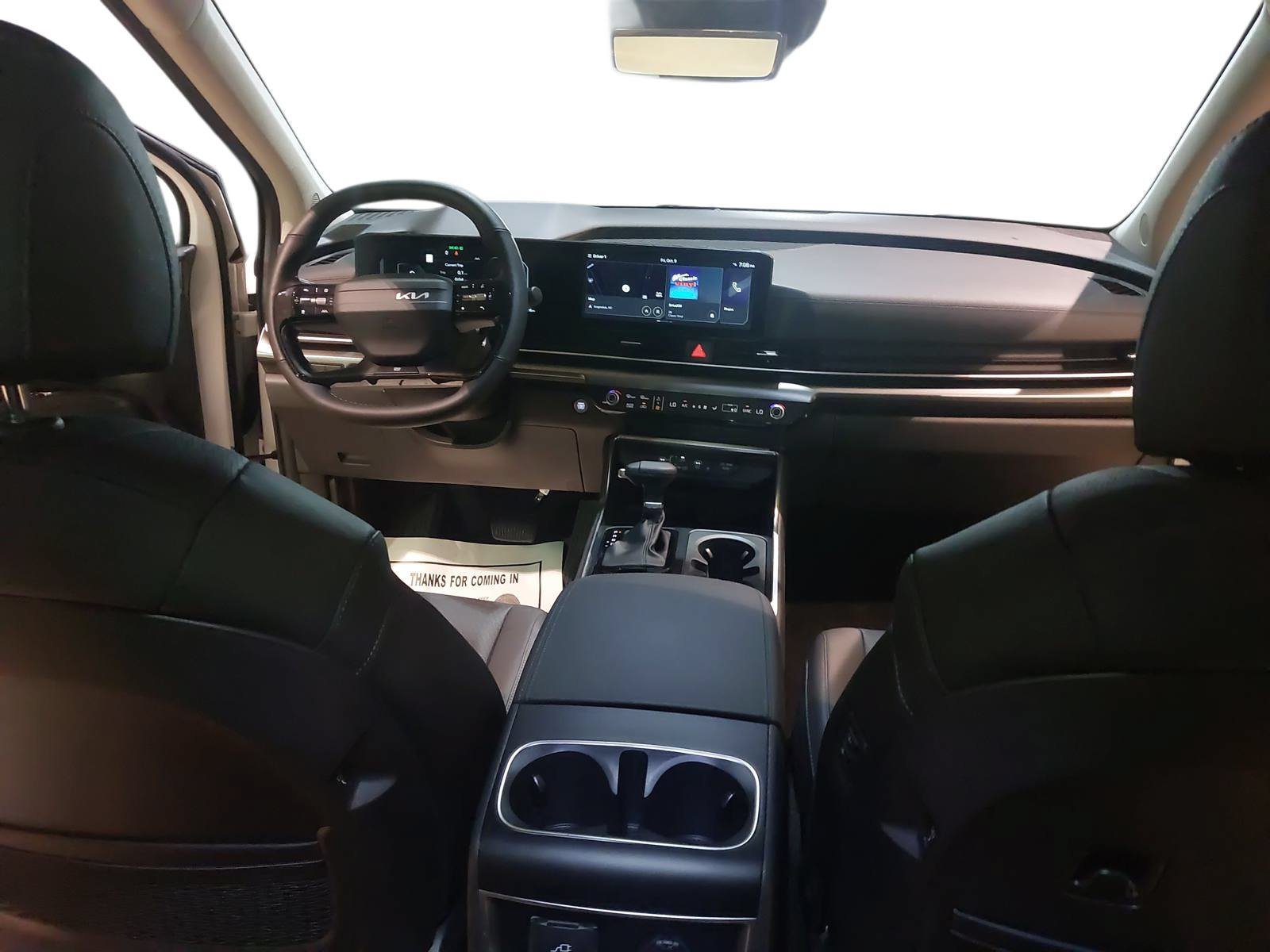 Used 2027 Kia Carnival SX Prestige FWD image 9