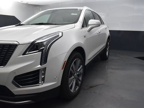 New 2026 Cadillac XT5 Premium Luxury w/ Driver Assist Package AWD/4WD image 35