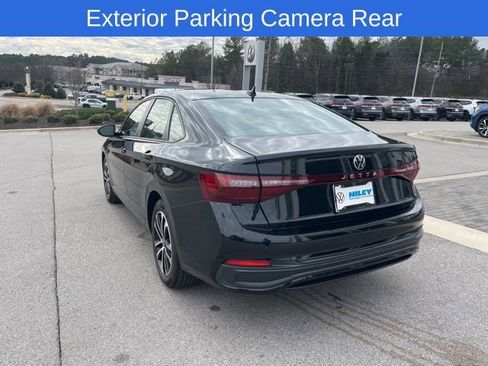 Used 2025 Volkswagen Jetta Sport image 8