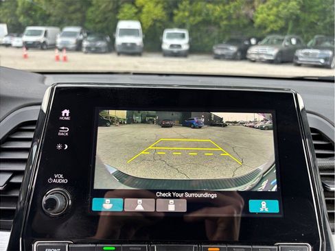 Used 2023 Honda Odyssey EX-L image 26