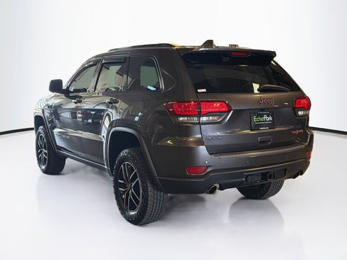 Used 2018 Jeep Grand Cherokee Trailhawk AWD/4WD image 5