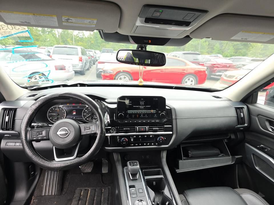 Used 2022 Nissan Pathfinder SL w/ Cargo Package AWD/4WD image 8