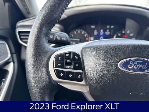 Used 2023 Ford Explorer XLT w/ Equipment Group 202A AWD/4WD image 22