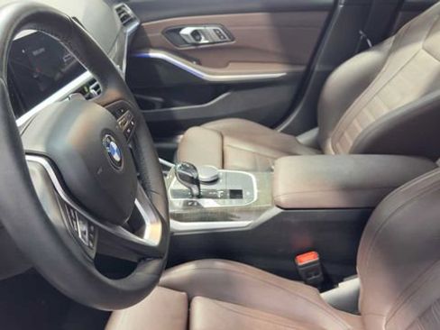 Used 2020 BMW 330i Sedan w/ Convenience Package RWD image 22