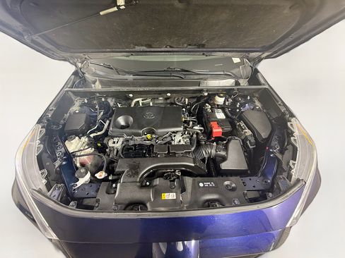 Used 2020 Toyota RAV4 XLE FWD image 31
