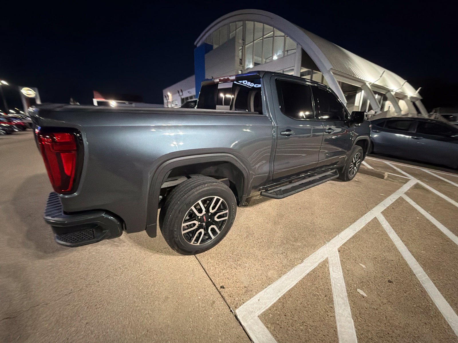 Used 2021 GMC Sierra 1500 AT4 w/ AT4 Premium Package AWD/4WD image 25