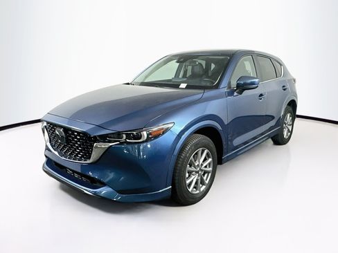 Used 2024 MAZDA CX-5 AWD 2.5 S w/ Preferred Package image 3