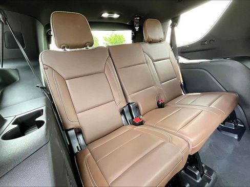 Used 2024 Chevrolet Tahoe High Country w/ Max Trailering Package AWD/4WD image 27