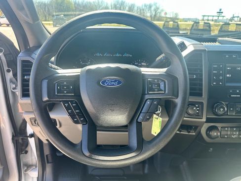 Used 2022 Ford F250 XL w/ Power Equipment Group image 25