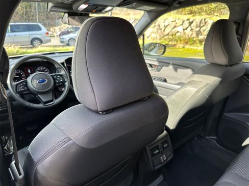 Certified 2025 Subaru Forester Premium image 10