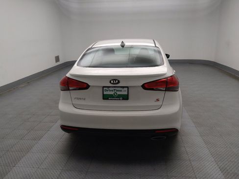 Used 2018 Kia Forte S image 7