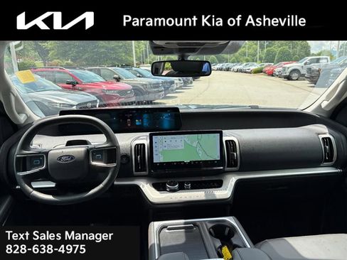 Used 2025 Ford Expedition Max Active RWD image 7