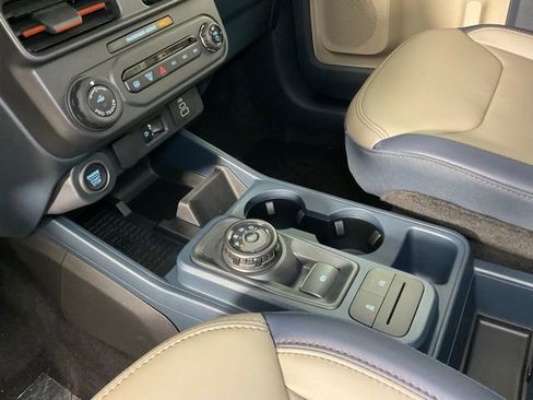 New 2025 Ford Maverick Lariat image 19