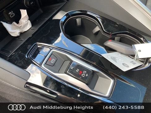 Used 2025 Audi Q5 Premium Plus AWD/4WD image 27