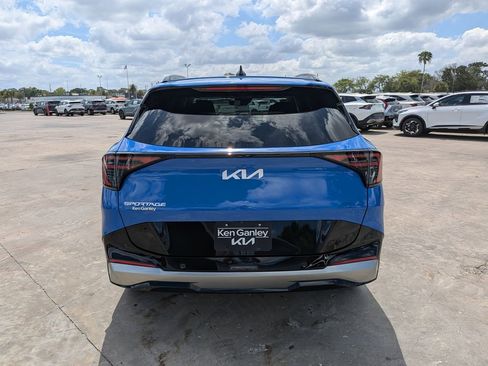 Certified 2026 Kia Sportage SX FWD image 7
