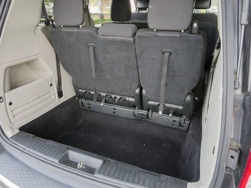 Used 2017 Dodge Grand Caravan SE w/ Power Window Group FWD image 33