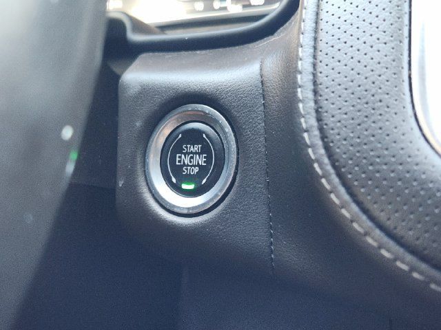 Used 2022 GMC Yukon SLT w/ SLT Premium Package RWD image 21