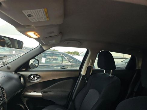 Used 2014 Nissan Juke S FWD image 14