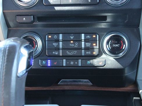 Used 2018 Ford F150 King Ranch w/ Trailer Tow Package AWD/4WD image 26