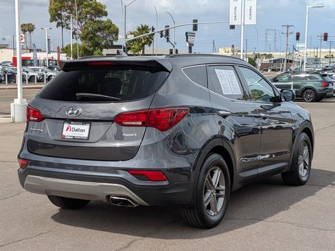 Used 2017 Hyundai Santa Fe Sport w/ 2.4L Tech Package 04 FWD image 4