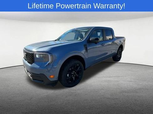 New 2025 Ford Maverick Lariat w/ Black Appearance Package image 4