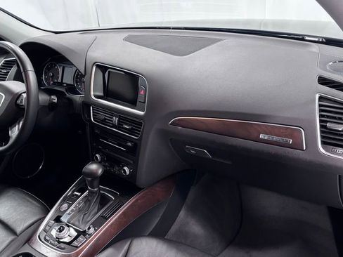 Used 2016 Audi Q5 2.0T Premium Plus w/ Technology Package image 16