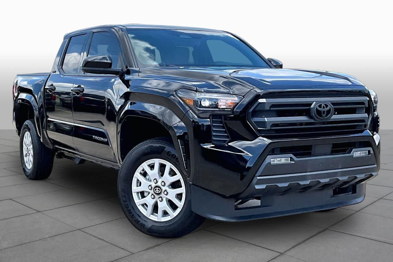 Used 2026 Toyota Tacoma SR5 AWD/4WD image 3