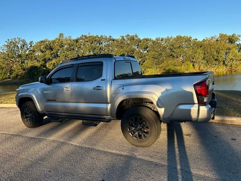 Used 2022 Toyota Tacoma SR5 image 3