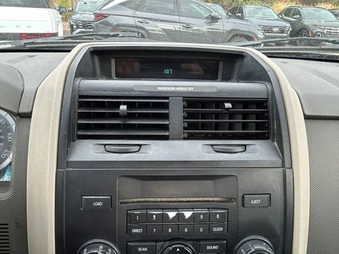 Used 2008 Ford Escape XLS FWD image 26
