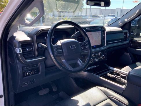 Used 2024 Ford F350 Lariat w/ Lariat Ultimate Package AWD/4WD image 12