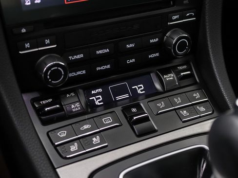 Used 2019 Porsche 911 Carrera S RWD image 27