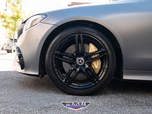 Used 2018 Mercedes-Benz E 400 4MATIC Coupe w/ Premium 3 Package image 9