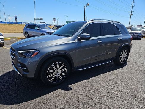 Certified 2025 Mercedes-Benz GLE 350 4MATIC image 2