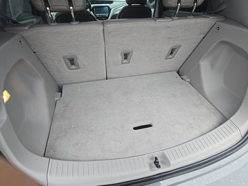 Used 2019 Chevrolet Bolt Premier w/ Infotainment Package image 10