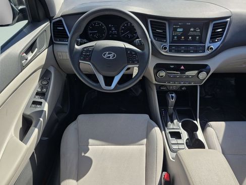 Used 2018 Hyundai Tucson SEL AWD/4WD image 28