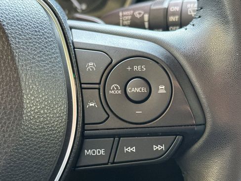 Certified 2024 Toyota Corolla SE w/ SE Package FWD image 31