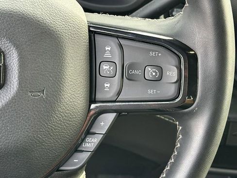 Used 2024 RAM 3500 Limited image 22