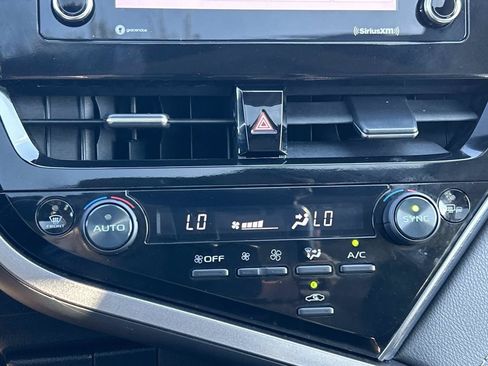 Used 2024 Toyota Camry SE w/ Convenience Package FWD image 37