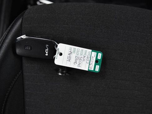 Used 2023 Kia Seltos S image 23